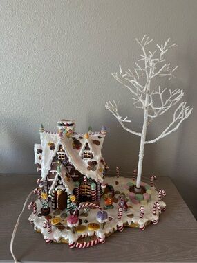 Vtg Costco Gingerbread House & Candy Tree Light Up Candy